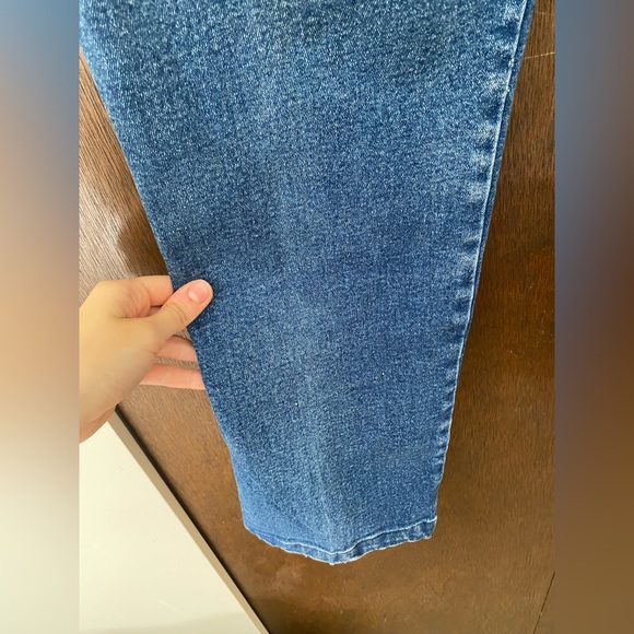 L. L. Bean Vintage high waisted blue jeans (size 8) - Picture 12 of 15